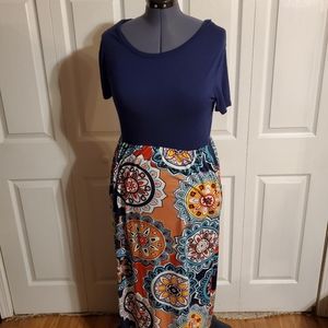 Full length, short sleeve maxi dress